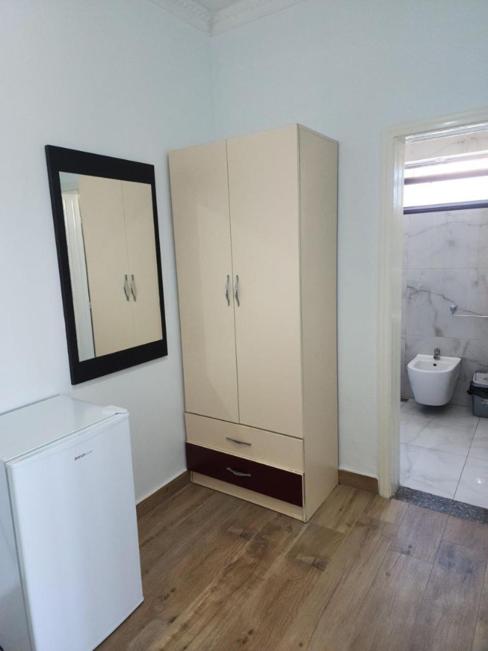 Hotel Maren Дуррес Номер фото